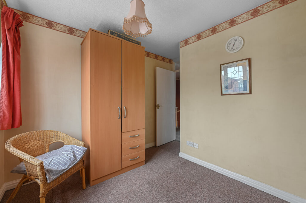 Oak Lodge Tye