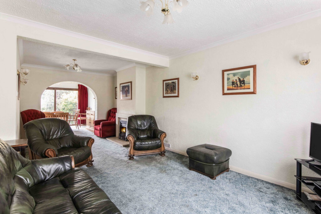 Sans Souci
Barrow Lane
Cheshunt
Waltham Cross
EN7 5LN