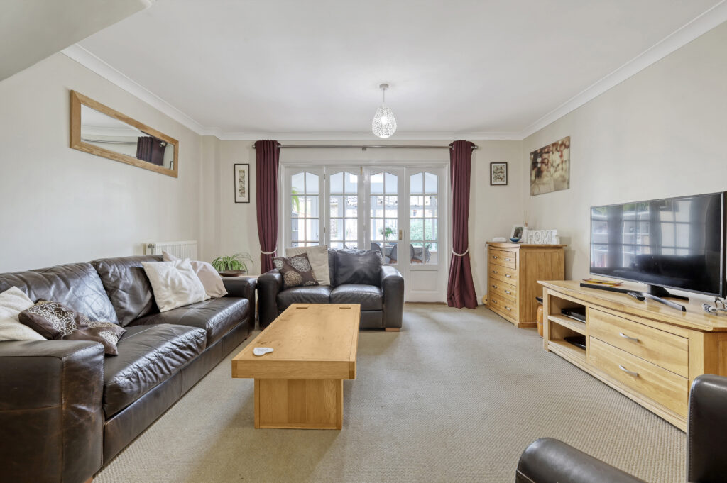 Gibson Vale, Broomfield