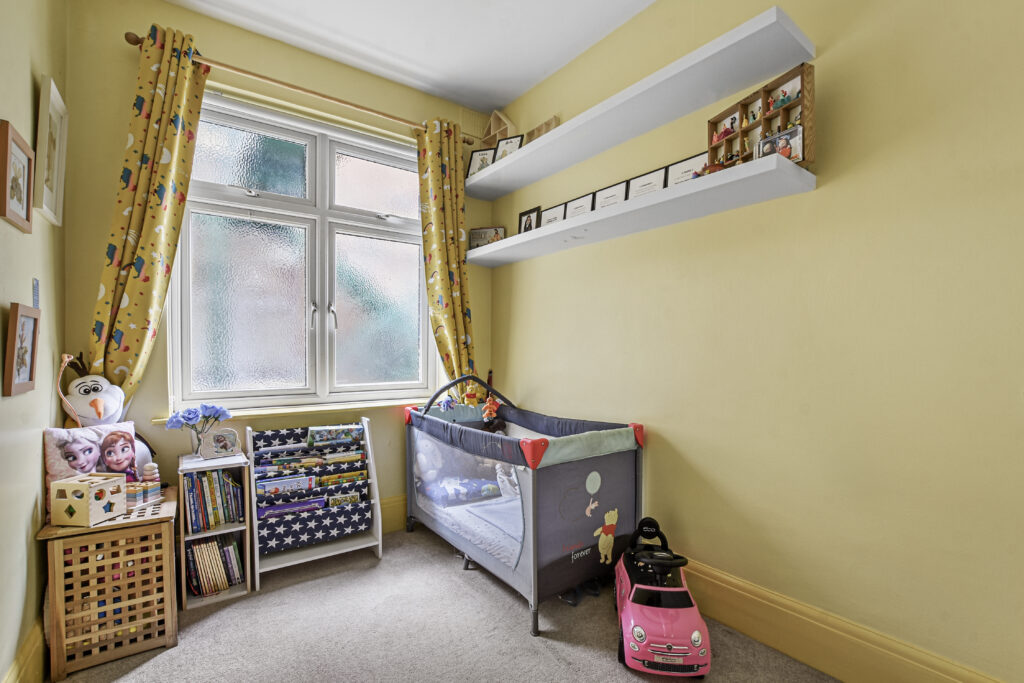 Cholmley Gardens, London, NW6