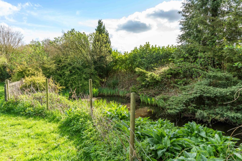 High Roding, Dunmow CM6