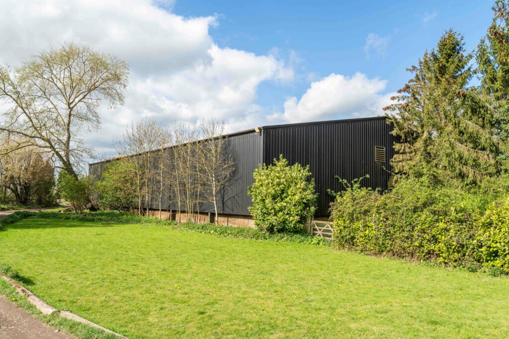 High Roding, Dunmow CM6