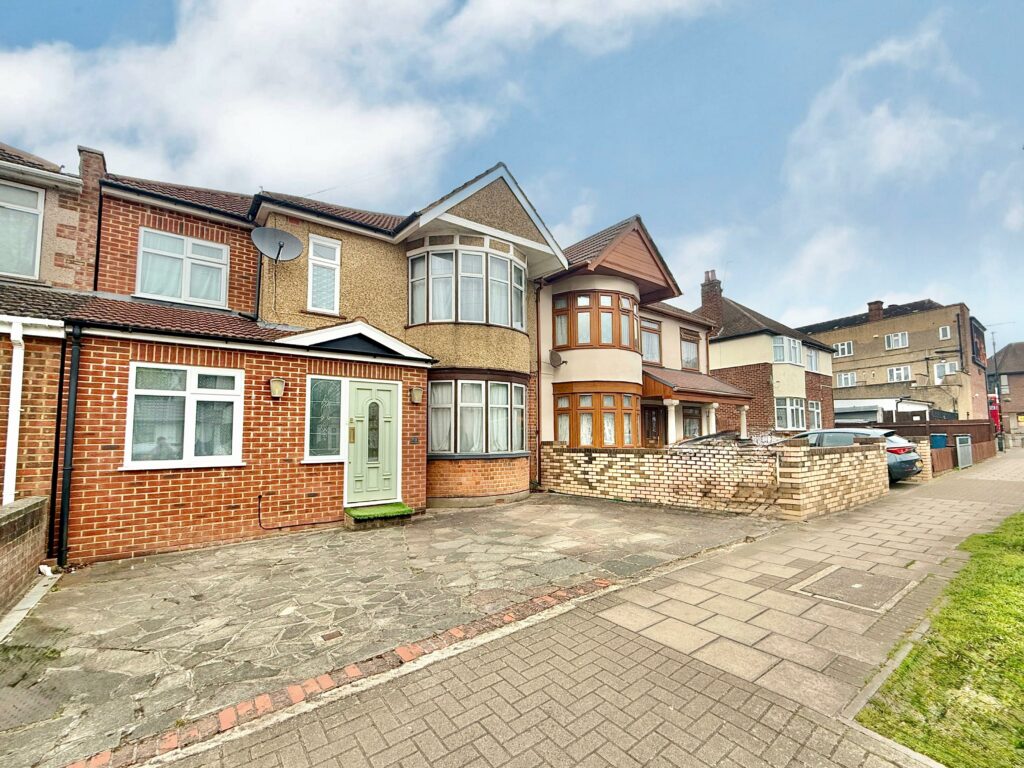 Weighton Road, Harrow, HA3