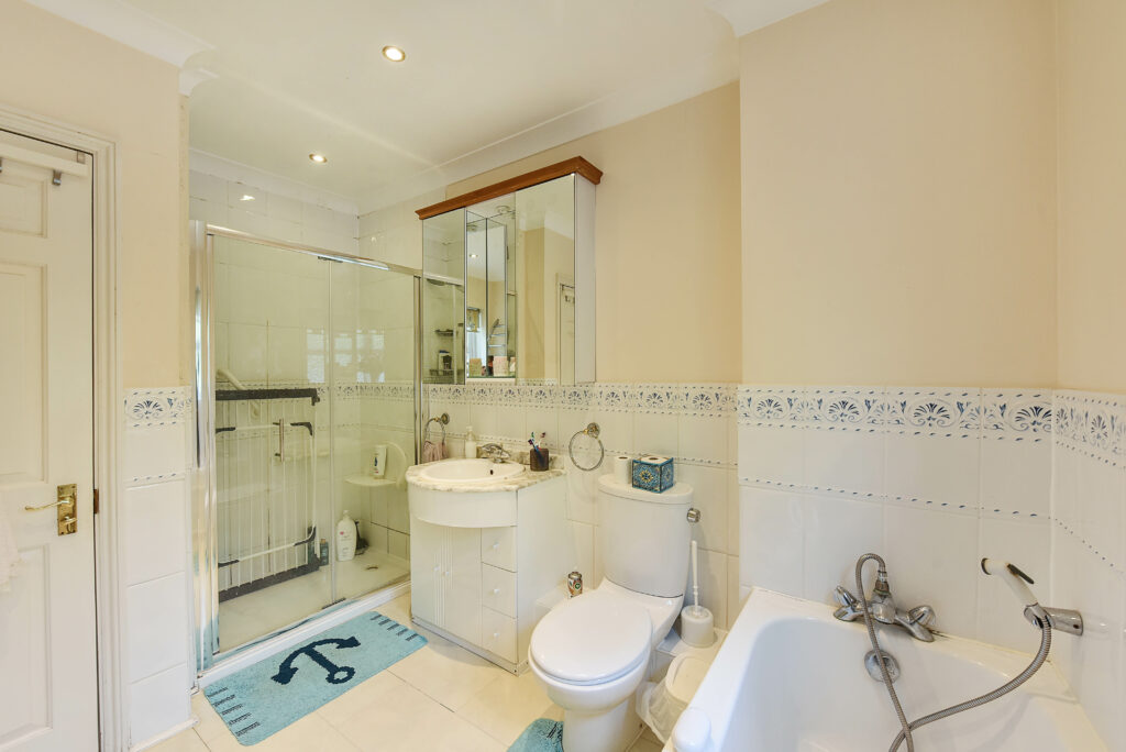 Hanbury Close, London, NW4