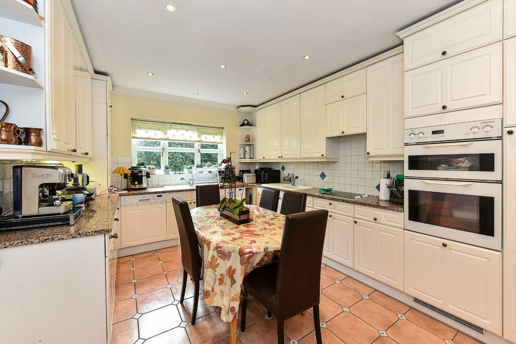 Hanbury Close, London, NW4