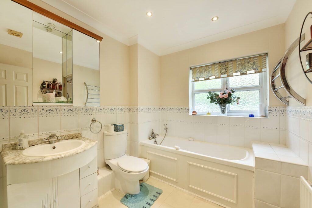 Hanbury Close, London, NW4